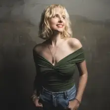 Erica Rhodes